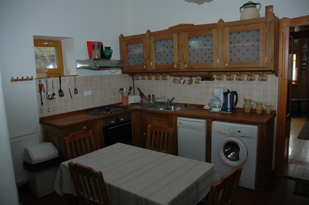 Tisza-Kert Vendégház -Tisza-Kert Vendégház II Tiszafüred Quarto foto